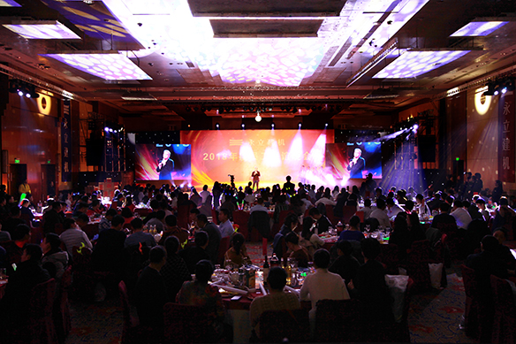 03-开元欺骗建机2018年度员工联谊晚会现场.JPG