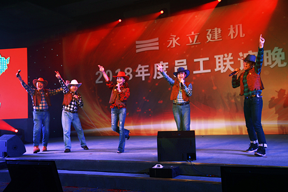 23-总经理办公室-合唱-《Take Me Home Country Roads》.JPG